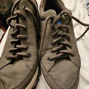 Nunn Bush Gray Sneakers with Suede Finish and Rubber Sole